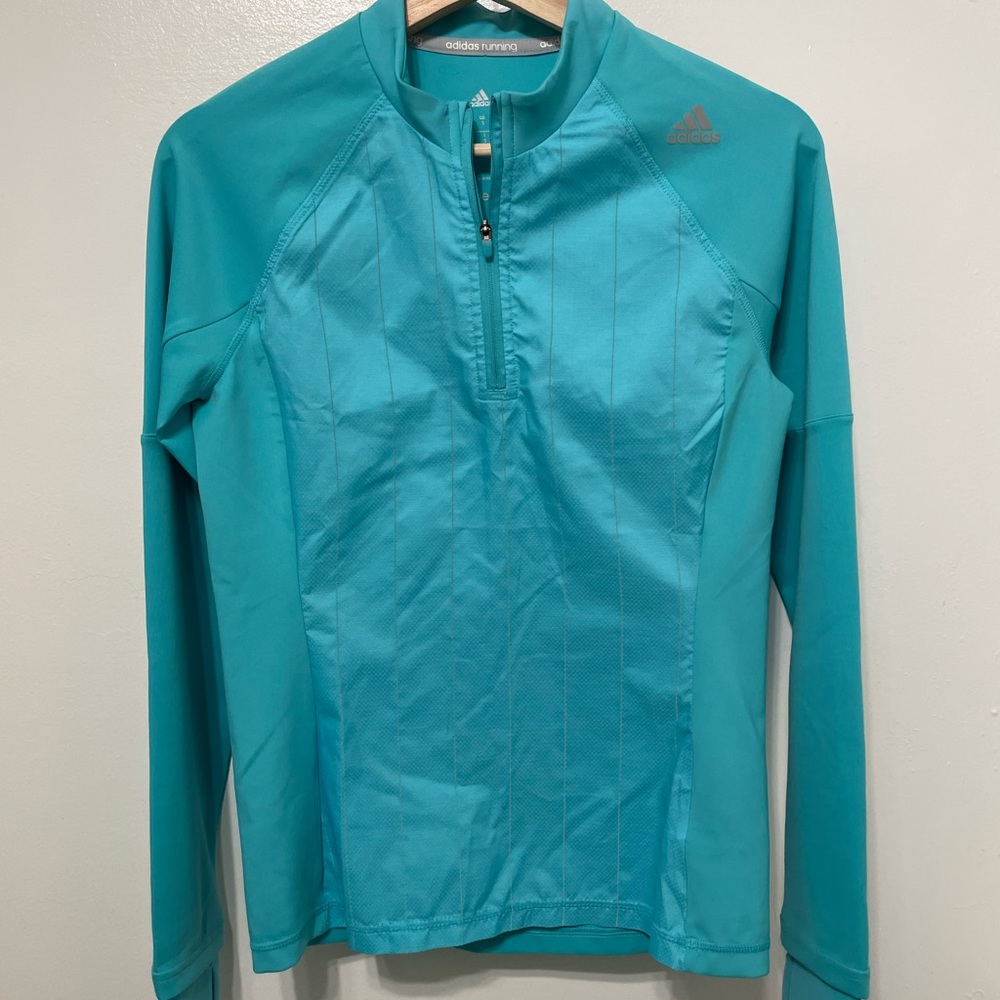 Adidas top - Size S